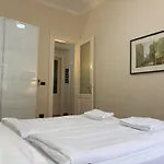 Interno 7