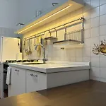 Interno 7 Apartamento Trieste